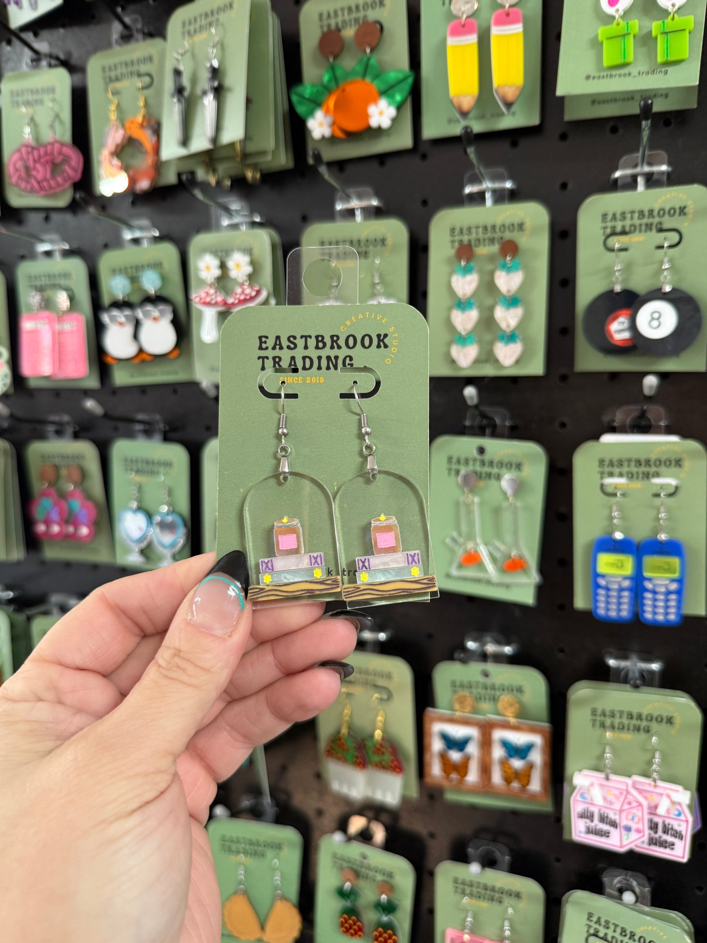 Cozy Shelf Earrings