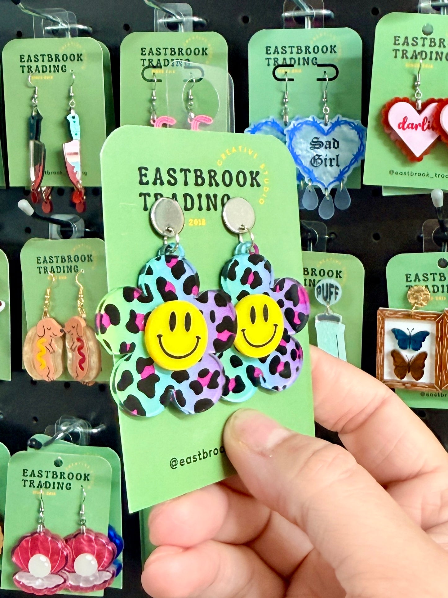 90's Flower Power Earrings