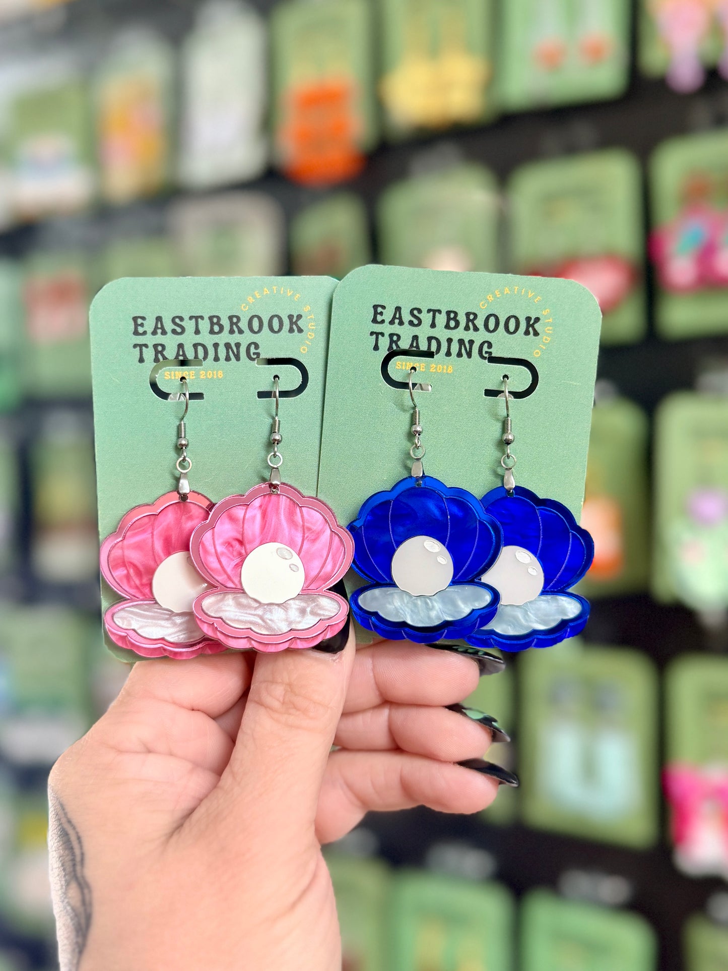 Clam Shell with Pearl Earrings