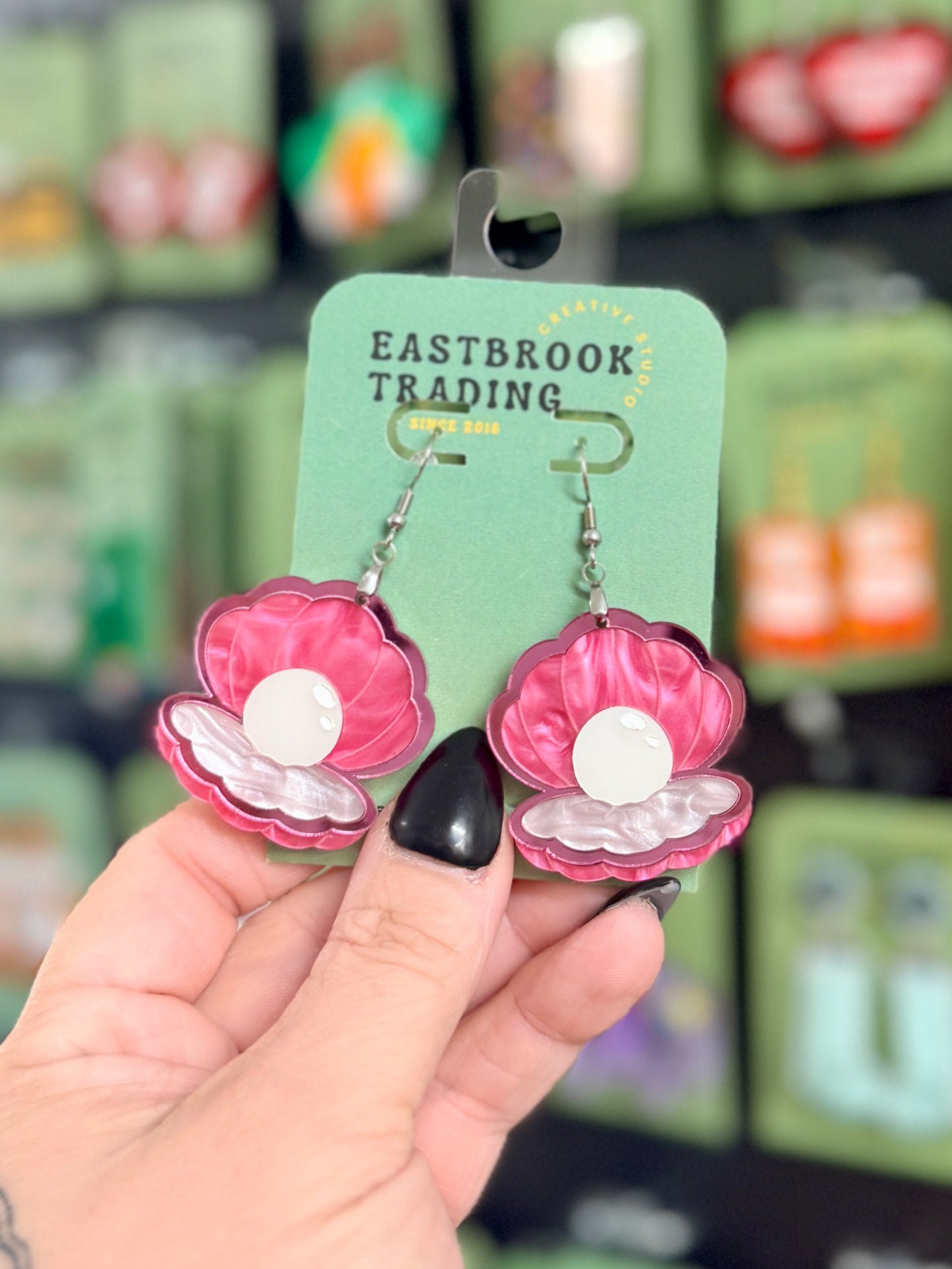 Clam Shell with Pearl Earrings