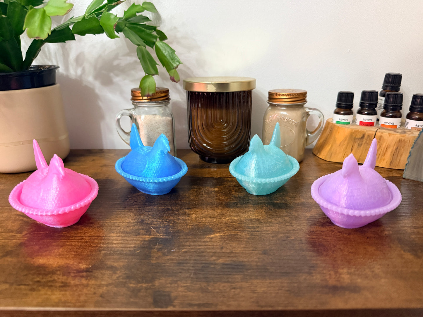 Hen on a nest trinket dish