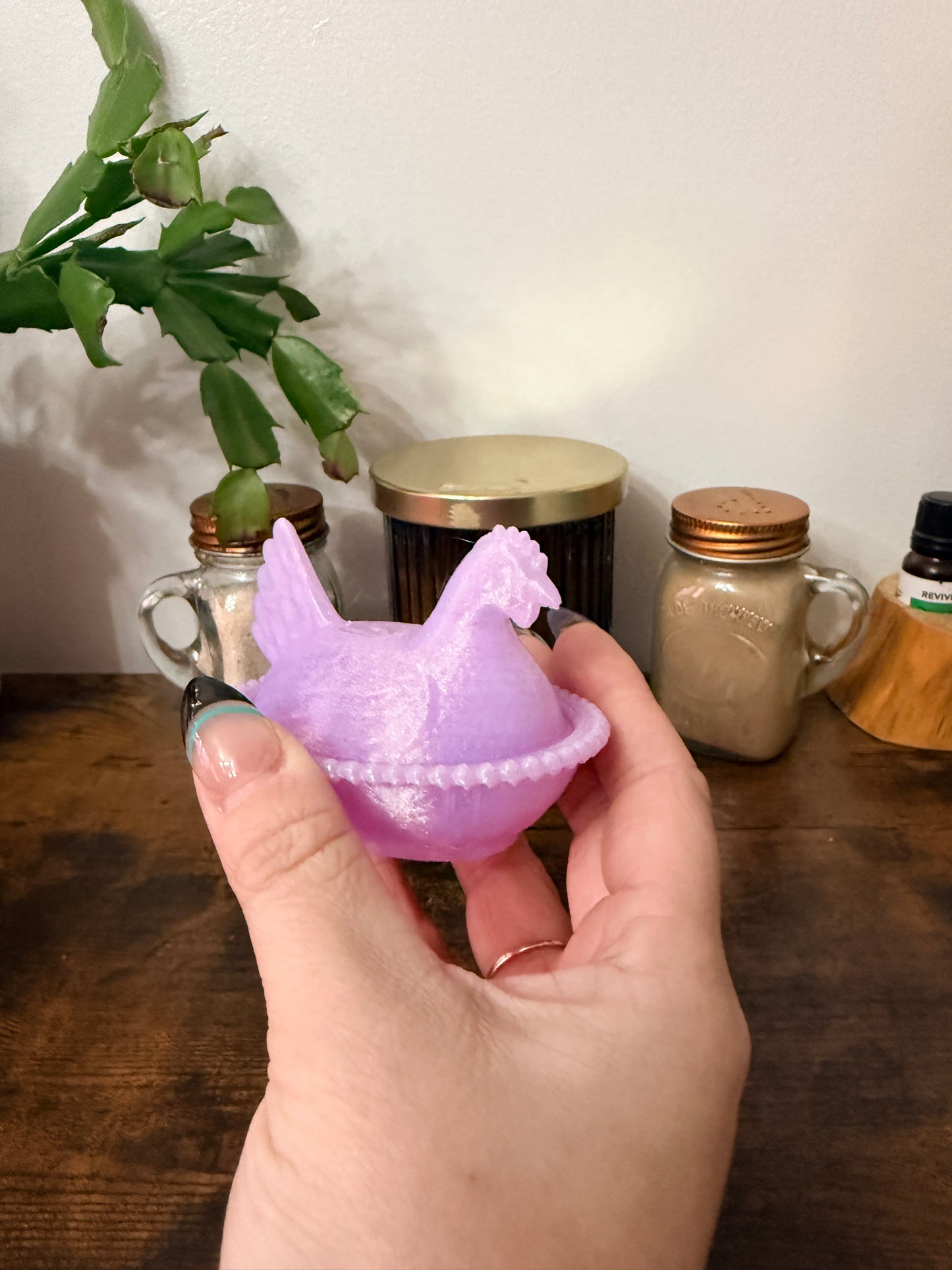 Hen on a nest trinket dish